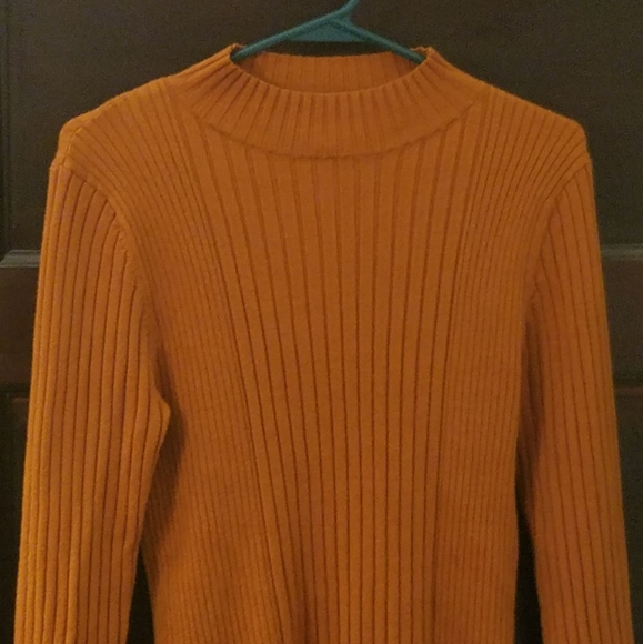 Stretchy Ribbed Dress - Picture 3 of 4